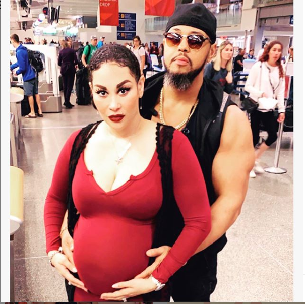 US singer Keke Wyatt who is expecting her tenth child flaunts her baby bump in new photo with her husband